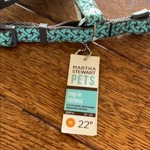 Step-in dog harness by Martha Stewart